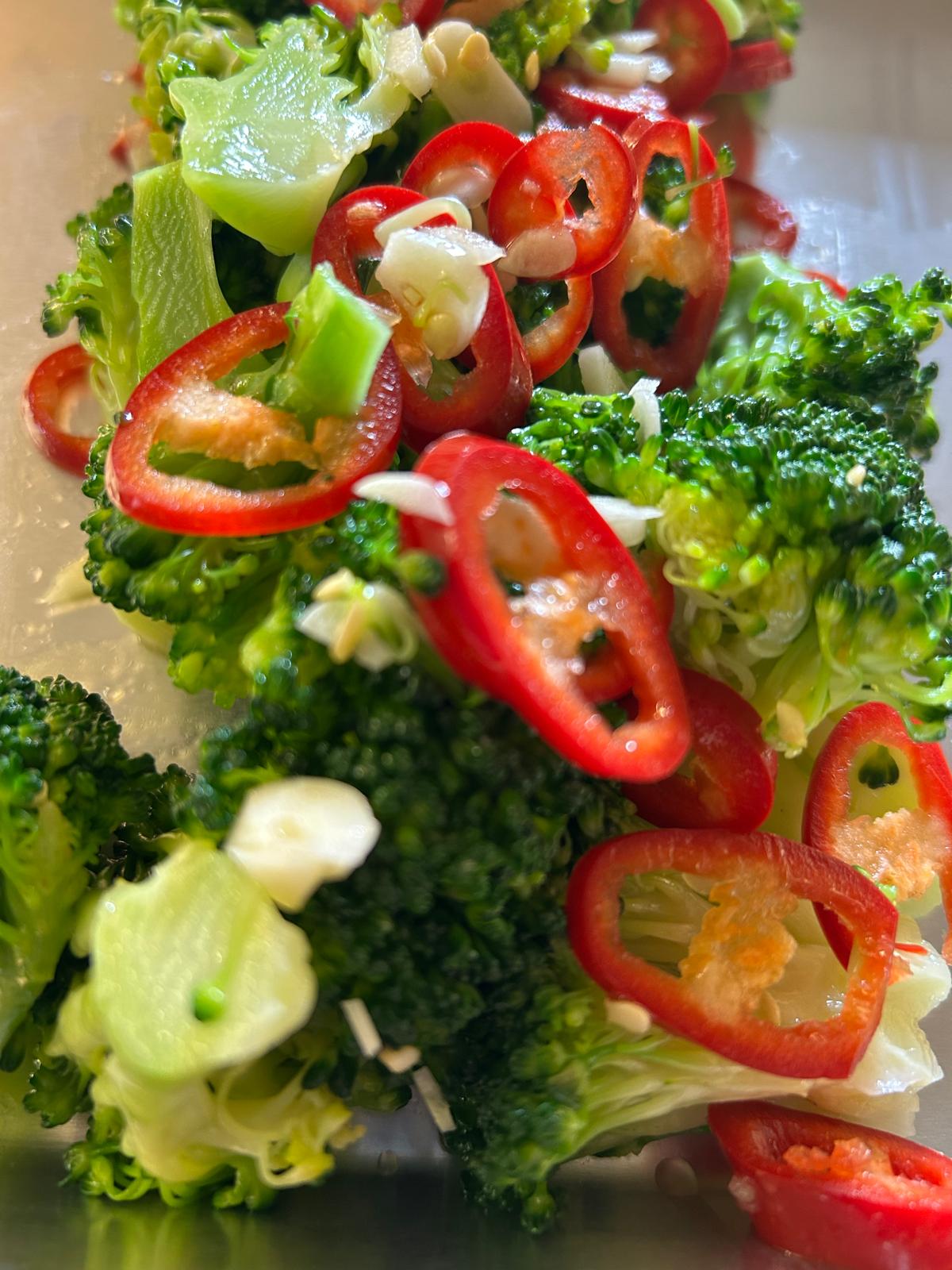 Broccoli red chilli and garlic salad